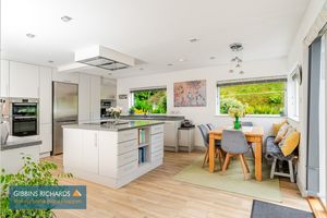 Kitchen- click for photo gallery